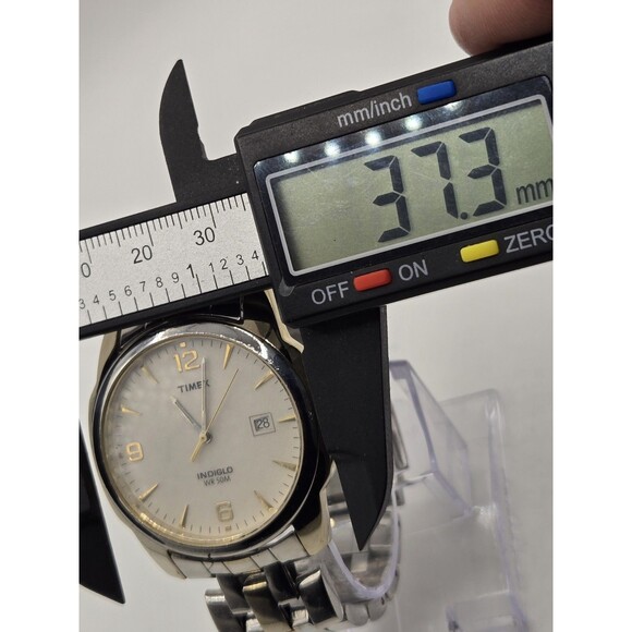 Timex Men's Analog Two Toned Stainless Steel Dress Watch. New Battery. - Picture 6 of 10